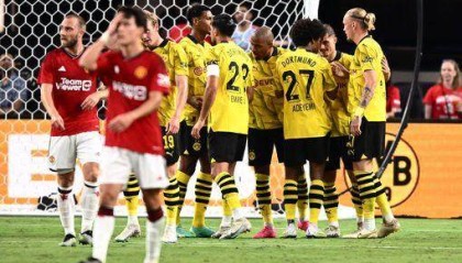 高清无插件NBA直播-从三连胜到三连败 曼联热身让我们了解到什么？