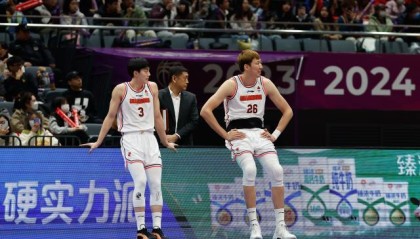 NBA直播在线观看-【观察】第三阶段保持不败！争冠热门别忘了广东