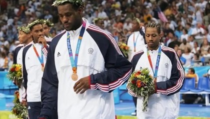 高清无插件NBA直播-韦德把奥运铜牌送人如今又想要回 直言当时太年轻不懂事